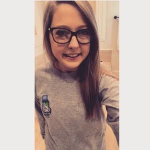 Meet your Posher, Hailey